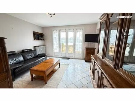 appartement meublé t3 75 m2 sans vis à vis  hyper centre mondeville