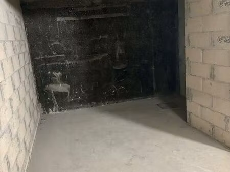 parking/box 22 m² choisy le roi