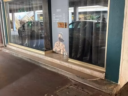 local commercial - murs à vendre