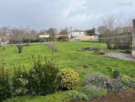 terrain 688 m² bourcefranc le chapus