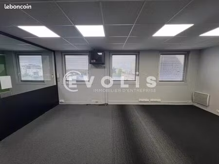 bureaux 94 m²