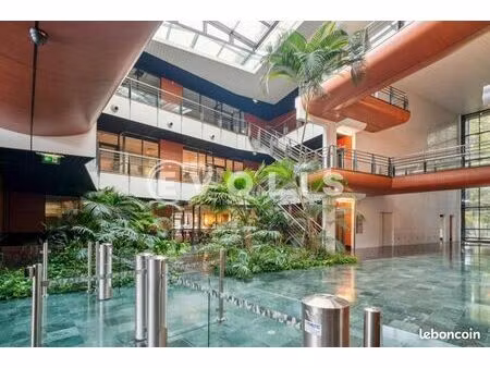 bureaux 567 m²