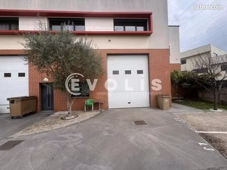 local d'activité 231 m²