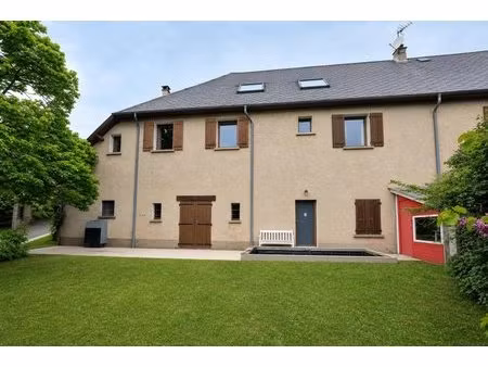 maison de 227 m²  pelleautier  occupée