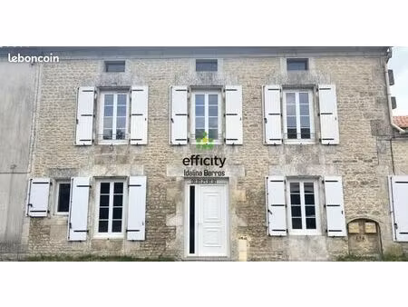 maison 3 pièces 104 m²