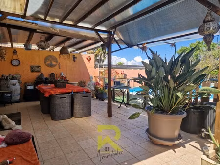 villa de luxe à vendre dans le quartier est