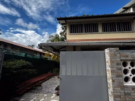 villa 4 pièces 71 m²