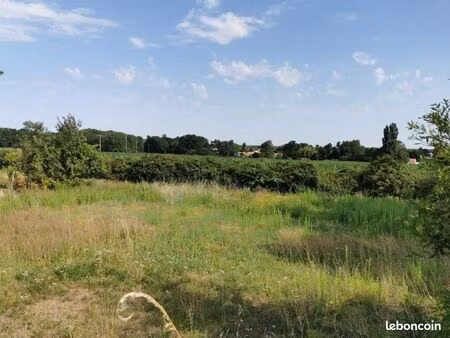 terrain 746 m² aigrefeuille d aunis
