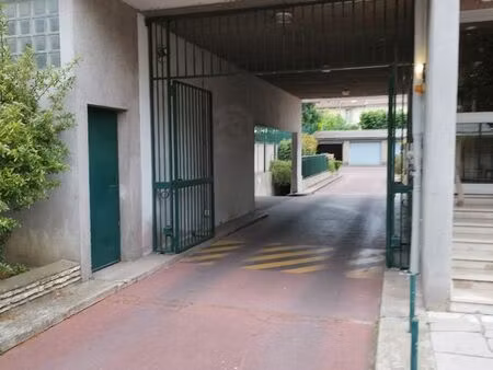 parking box