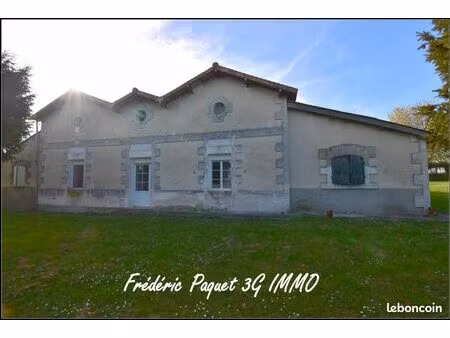 ferme isolée 145m²| 14 000 m² de terrain | grands garages et hangar