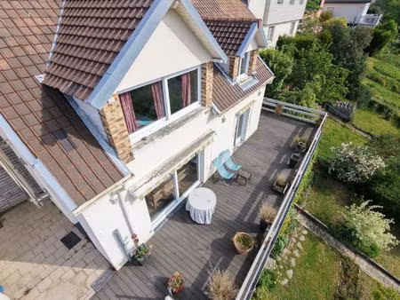 maison individuelle lumineuse de 140 m² – grand potentiel & dépendance