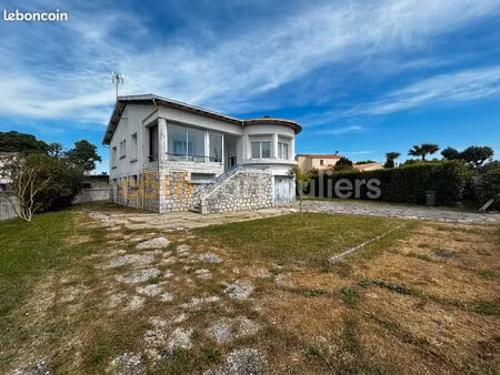 villa 5 pièces 94 m²