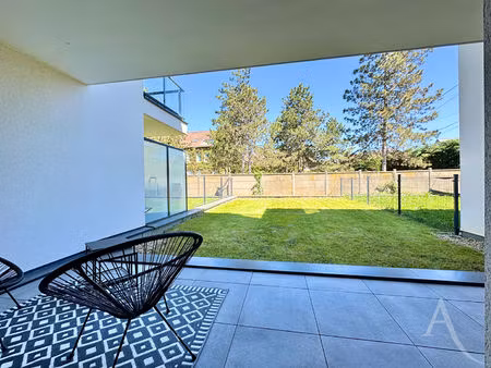 à louer - superbe t2 meublé neuf avec terrasse  jardin (100m²) et garage - thionville