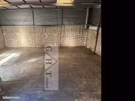 local industriel 420 m²