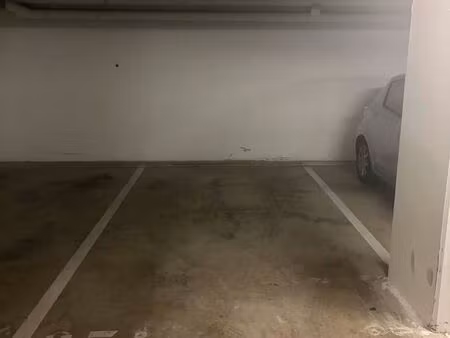place de parking sous-sol sécurisée – rue de provence – chevilly-larue