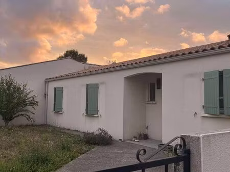 maison 4 chambres double garage