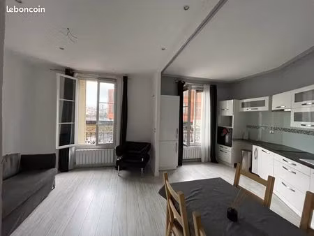 bel appartement ensoleillé disponible prochainement