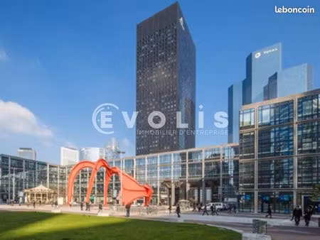 bureaux 1 892 m²