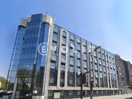 bureaux 370 m²