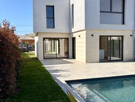 superbe maison d’architecte neuve à bruges (172m2 hab + garage 19m2)