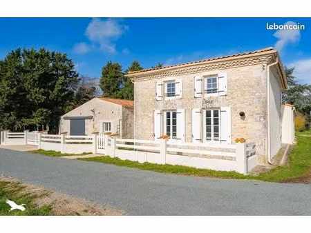 propriété 4 pièces 138 m²