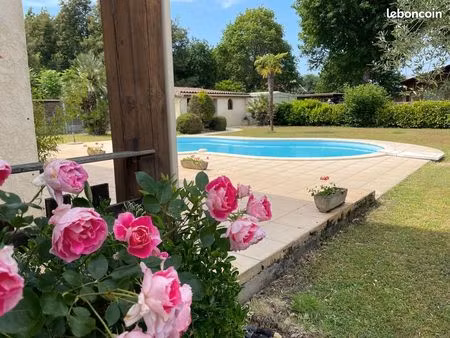 propriété 8 pièces 186 m²