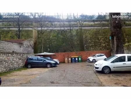 location parking