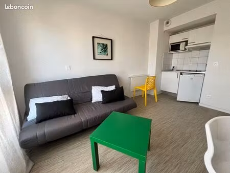 studio 1 pièce 22 m²