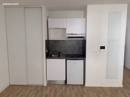 studio 1 pièce 30 m²