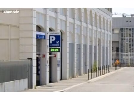 parking indigo brienne