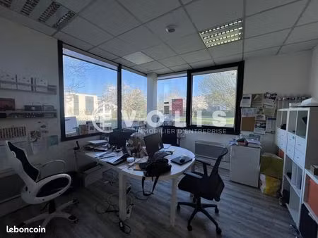 bureau 237 m²