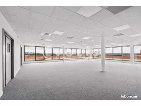 bureau 388 m²