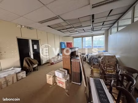 bureaux 505 m²
