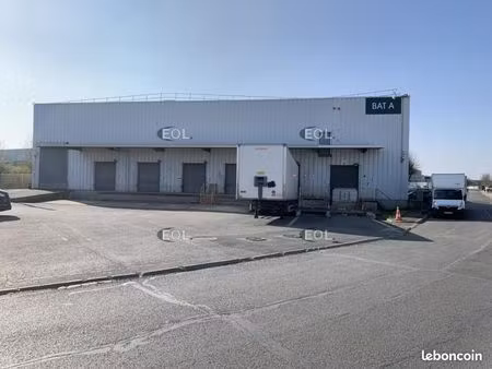 local industriel 5 473 m²