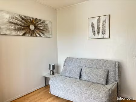 studio location 1 mois en juin