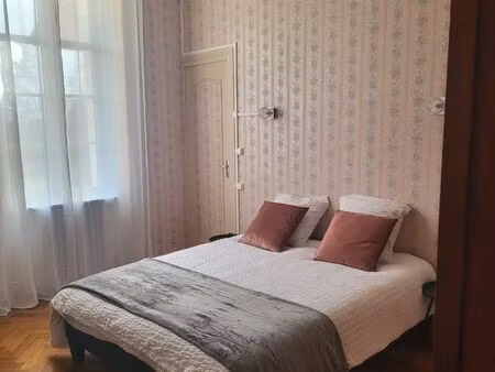 chambre avec sdb privée à louer