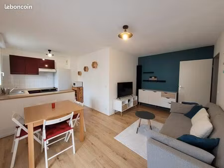 t2 meublé avec piscine à bègles