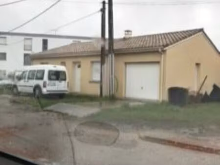 maison t4 de 82 m² centre parempuyre a louer