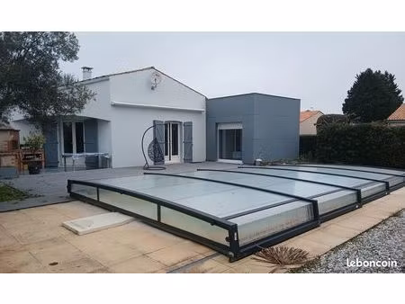 maison plain-pied 4 chambres/piscine