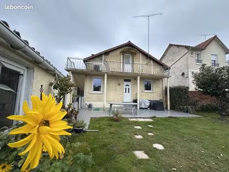 maison 6 pièces 90 m²
