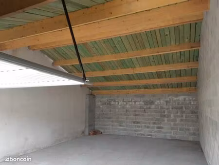 garage 52m2 louer tasdon