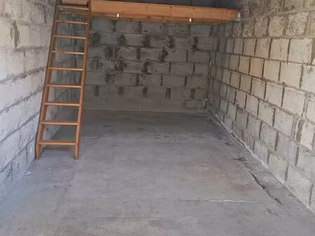 parking/box 17 m² la rochelle quartier saint-maurice