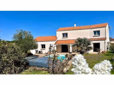 vente maison piscine à la roche-sur-yon (85000) : à vendre piscine / 186m² la roche-sur-yo