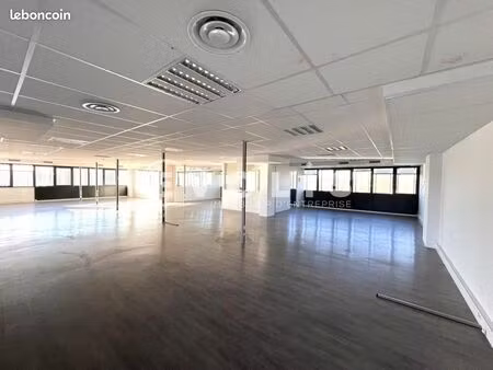bureaux 287 m²