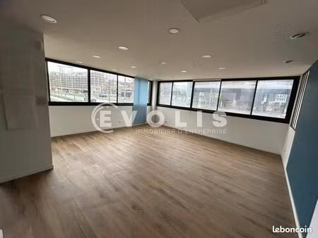 bureaux 288 m²