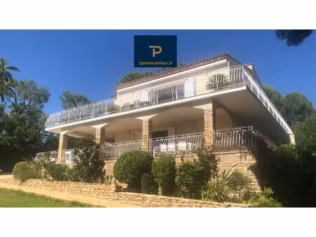 villa de luxe à vendre à saint-cyr-sur-mer