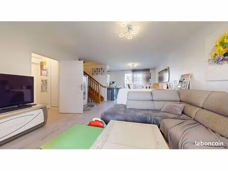 duplex 4 pièces 90 m²