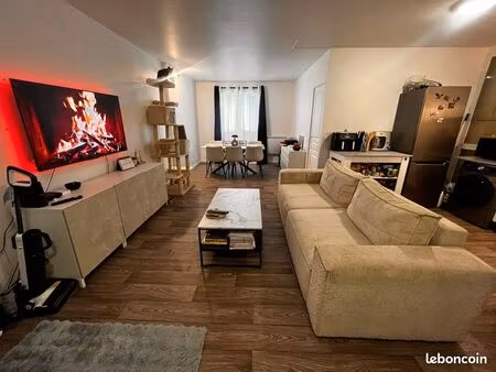 ? 2 pièces meublé 44 76 m² rénové + parking – villiers-le-bel