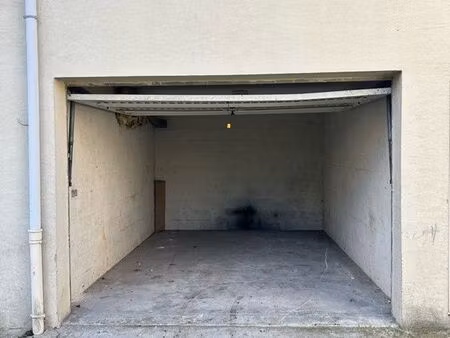 garage / box à louer – persan – proche gare