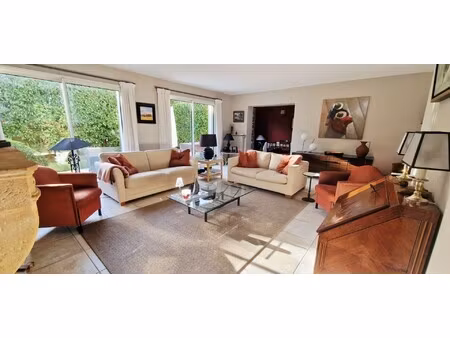 maison de luxe à vendre dans le quartier centre-la prairie
